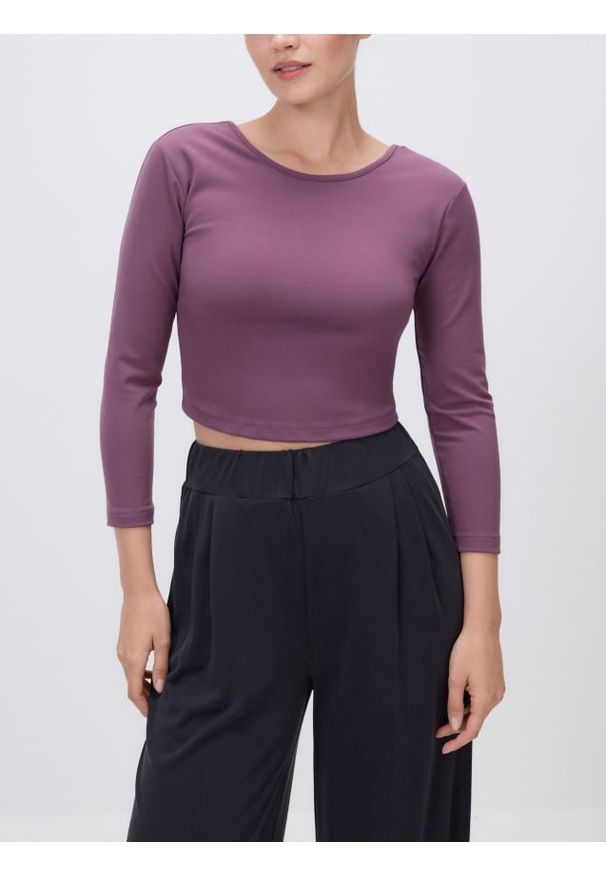 Reserved - Top z rękawem 3/4 - ciemnofioletowy. Kolor: fioletowy. Materiał: dzianina. Długość: krótkie