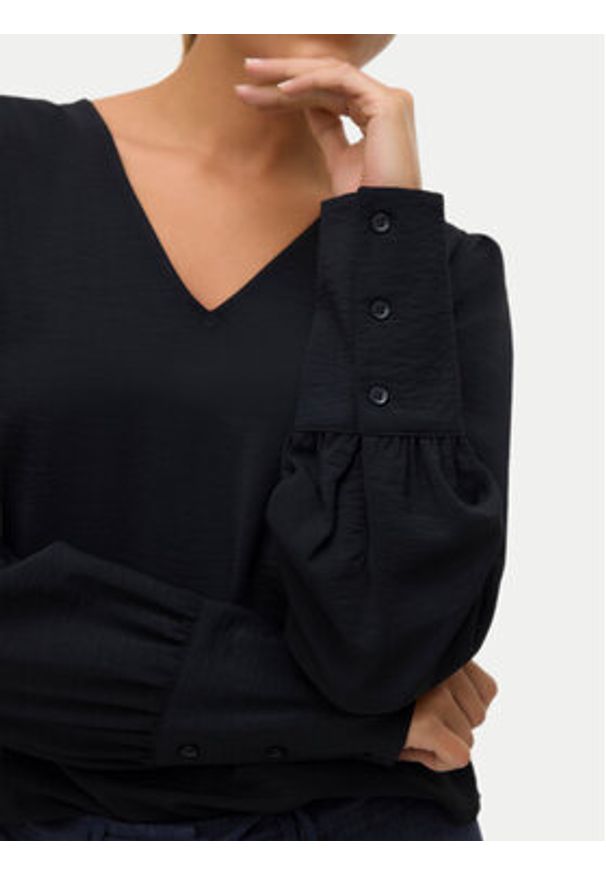 Vero Moda Bluzka Esme 10338288 Czarny Regular Fit. Kolor: czarny. Materiał: syntetyk