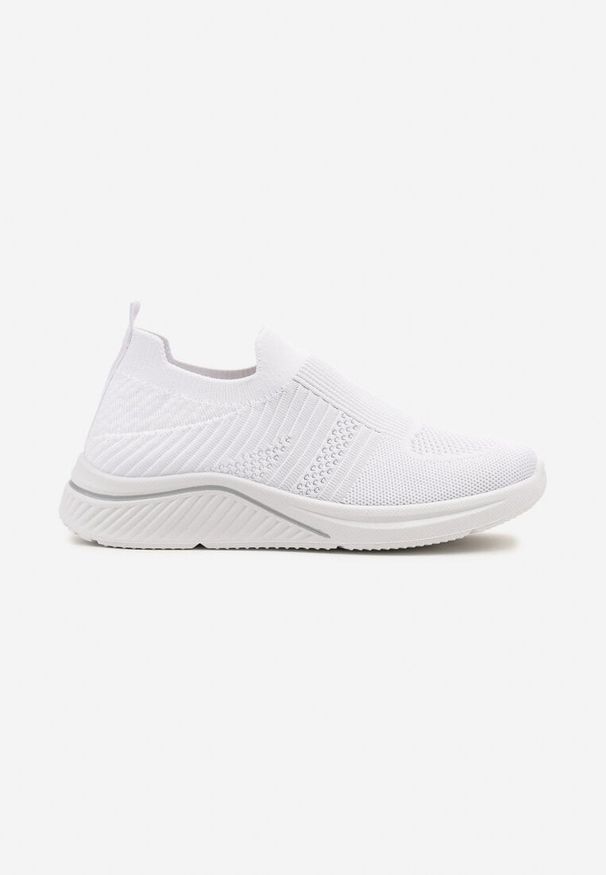 Born2be - Białe Wsuwane Buty Sportowe Sneakersy z Siateczki Worrtewi. Okazja: na co dzień, na spacer. Nosek buta: okrągły. Zapięcie: bez zapięcia. Kolor: biały. Materiał: jeans. Szerokość cholewki: normalna. Obcas: na płaskiej podeszwie. Sport: turystyka piesza