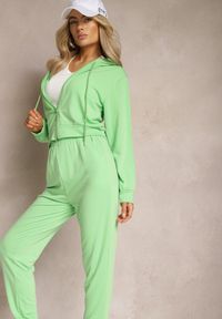 Renee - Jasnozielony Komplet Dresowy 2 Częściowy Luźne Spodnie i Bluza z Kapturem Fivana. Kolor: zielony. Materiał: dresówka