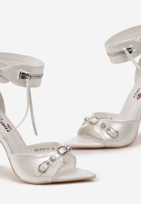 Renee - Białe Połyskujące Sandały na Szpilce z Metalicznymi Wstawkami Virela. Kolor: biały. Obcas: na szpilce #2