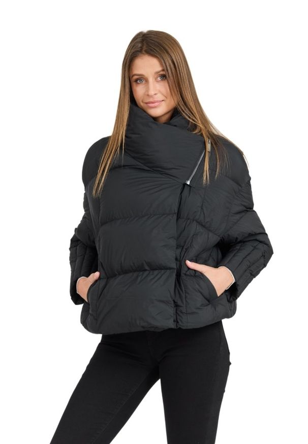 DIEGO M Czarna damska kurtka Giubbino Micropiuma - Collo Con Zip, Rozmiar S. Kolor: czarny. Materiał: puch, nylon. Długość rękawa: długi rękaw. Długość: długie