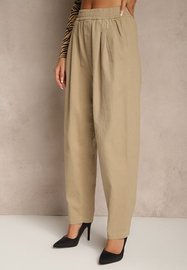 Renee - Beżowe Spodnie High Waist z Bawełny o Szerokim Kroju Nalitia. Okazja: na co dzień. Stan: podwyższony. Kolor: beżowy. Materiał: bawełna. Styl: casual