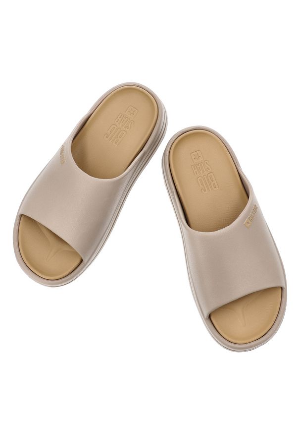 Big-Star - Klapki damskie Big Star, wodoodporne na grubej platformie profilowane na basen na wakacje, beżowe, SS274424. Okazja: na co dzień, na plażę, na spacer. Kolor: beżowy. Materiał: materiał. Sezon: lato. Obcas: na platformie. Styl: wakacyjny