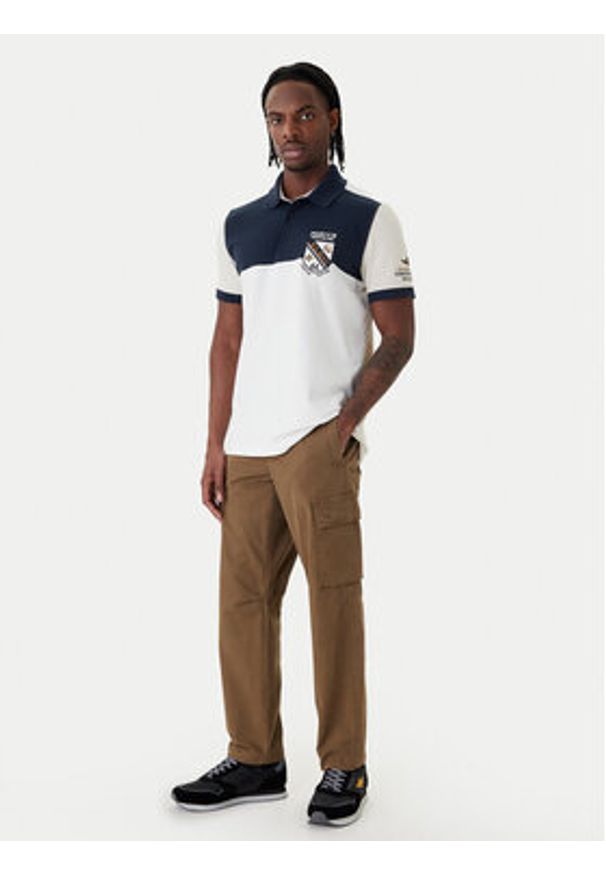 Aeronautica Militare Polo 261PO1915UP00191 Biały Regular Fit. Typ kołnierza: polo. Kolor: biały. Materiał: bawełna