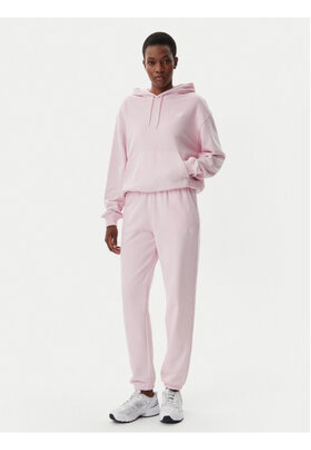 New Balance Bluza WT41507 Różowy Relaxed Fit. Kolor: różowy. Materiał: syntetyk