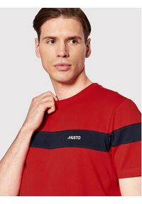 Musto T-Shirt 82158 Czerwony Regular Fit. Kolor: czerwony. Materiał: bawełna