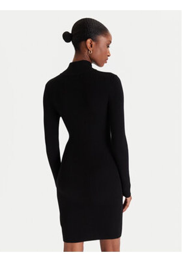 Guess Sukienka codzienna W5BK45 Z0572 Czarny Slim Fit. Okazja: na co dzień. Kolor: czarny. Materiał: syntetyk, wiskoza. Typ sukienki: proste. Styl: casual