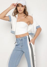 Born2be - Biało-Niebieski Komplet T-shirt z Zapięciem na Suwak i Spodnie z Rozpinanymi Nogawkami Atariela. Kolor: biały. Materiał: jeans