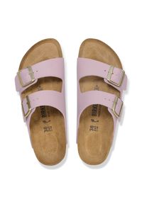 Birkenstock - BIRKENSTOCK Arizona Birko-Flor Faded Purple Klapki damskie. Okazja: na co dzień. Kolor: fioletowy. Materiał: materiał, skóra. Wzór: paski. Sezon: lato. Styl: casual, elegancki, wakacyjny