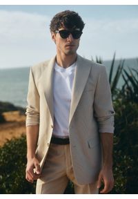 Pako Lorente - PAKO LORENTE - Beżowa marynarka garniturowa w prążek. Kolor: beżowy. Materiał: poliester, elastan, wiskoza. Wzór: prążki. Styl: młodzieżowy #4