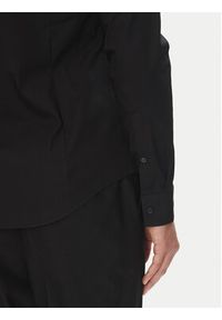 Calvin Klein Koszula Essential LV019EU030 Czarny Slim Fit. Kolor: czarny. Materiał: bawełna