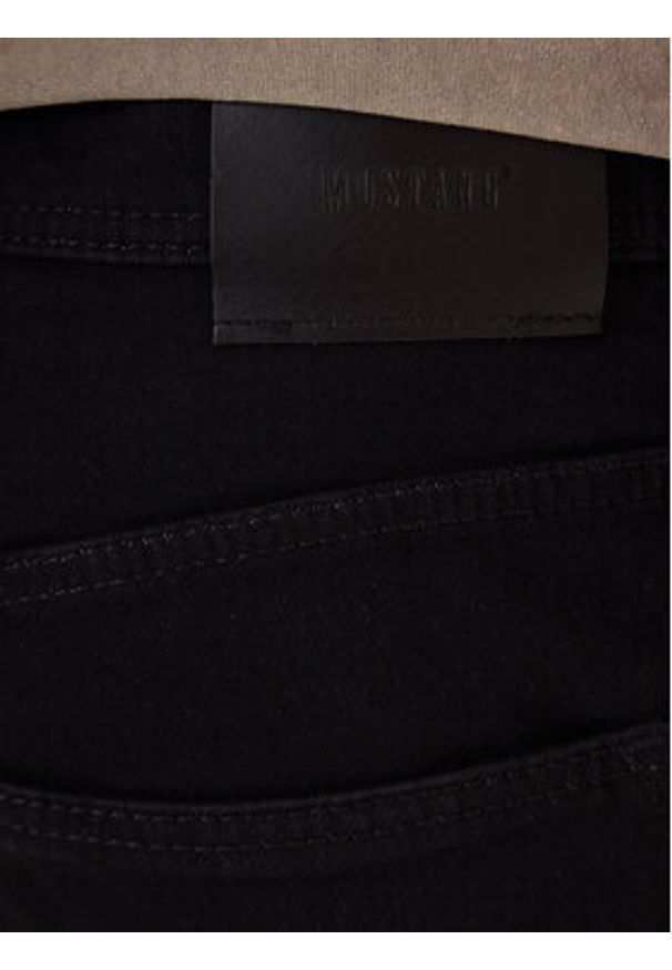 Mustang Jeansy Oregon 1016804 Czarny Slim Fit. Kolor: czarny