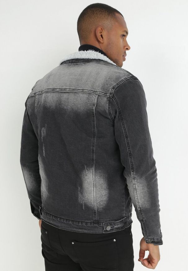 Born2be - Czarna Kurtka Jeansowa z Kożuszkowym Kołnierzem Rovi. Okazja: na co dzień. Kolor: czarny. Materiał: jeans. Długość rękawa: długi rękaw. Długość: długie. Styl: casual, elegancki, klasyczny