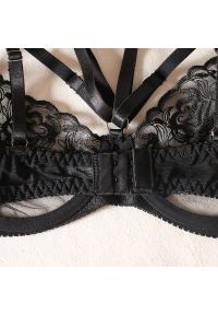 Intica - Komplet bielizny z ozdobnym pasem na romantyczne wieczory Radegonde. Kolor: czarny. Materiał: materiał #6