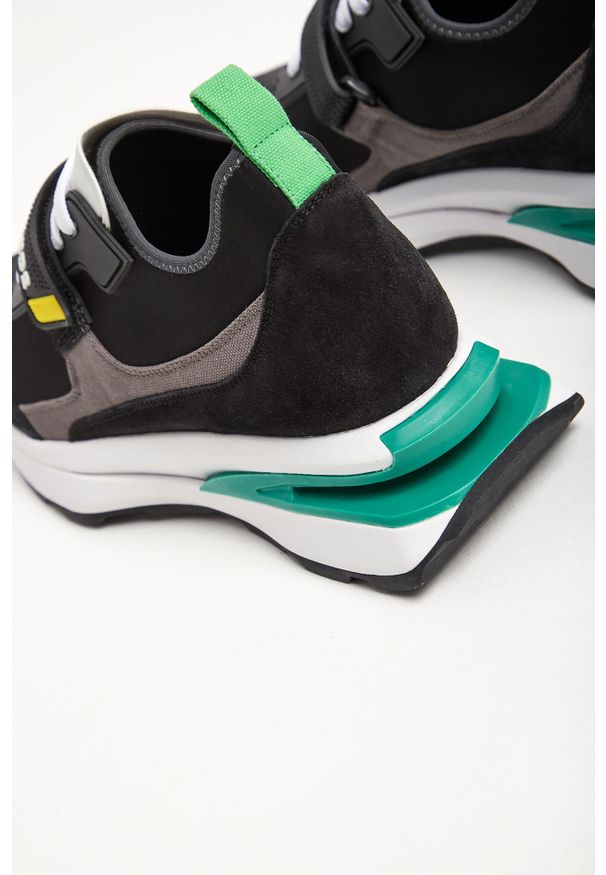 Sneakersy męskie DSQUARED2. Zapięcie: rzepy. Materiał: zamsz, skóra