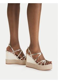 Nine West Sandały CEO-SW25-3 04 Złoty. Kolor: złoty. Materiał: materiał #6