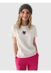 4f - 4F T-shirt z nadrukiem dziewczęcy - biały 164 (13-14 lat). Okazja: na co dzień. Kolor: biały. Materiał: jersey, dzianina, bawełna. Długość rękawa: krótki rękaw. Długość: krótkie. Wzór: nadruk. Sezon: lato. Styl: casual, sportowy, klasyczny #1