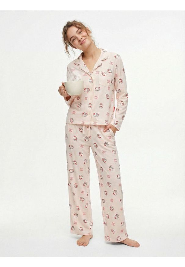 Sinsay - Bawełniana piżama dwuczęściowa Hello Kitty - czerwony. Kolor: czerwony. Materiał: bawełna. Wzór: motyw z bajki