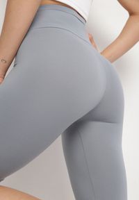 Born2be - Jasnoniebieskie Casualowe Szorty Typu Kolarki Lidessa. Okazja: na co dzień. Kolor: niebieski. Materiał: materiał. Sezon: lato. Styl: casual #4