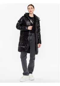 Calvin Klein Jeans Kurtka przejściowa J20J220335 Czarny Regular Fit. Kolor: czarny. Materiał: syntetyk