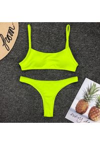 Intica - Bikini z ramiączkami na lato plażowe Raye. Kolor: żółty. Materiał: materiał