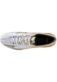 Buty piłkarskie Mizuno Morelia Alfa Japan Md P1GA246050 białe. Zapięcie: sznurówki. Kolor: biały. Materiał: skóra. Szerokość cholewki: normalna. Sport: piłka nożna