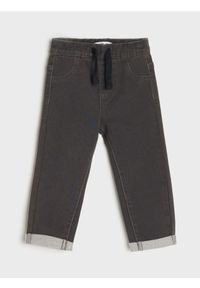 Sinsay - Jeansy - szary. Kolor: szary. Materiał: jeans. Długość: długie #1