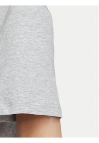 Calvin Klein Jeans T-Shirt LV047G831G Szary jasny Regular Fit. Kolor: szary. Materiał: bawełna #5