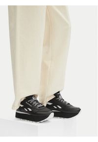 Reebok Sneakersy CLASSIC LEATHER TRIPLE LIFT 100209621 Czarny. Kolor: czarny. Materiał: skóra. Model: Reebok Classic #4