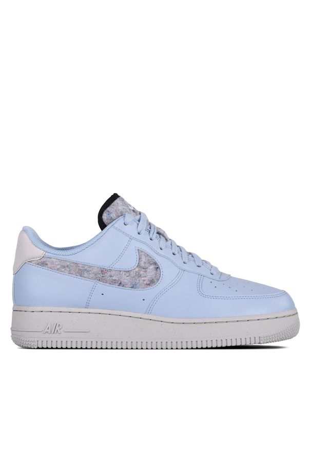 Nike - Buty do koszykówki nike air force 1 low '07 wmns se light armory blue. Kolor: niebieski. Materiał: guma, materiał, skóra. Model: Nike Air Force. Sport: koszykówka