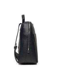 Calvin Klein Plecak Ck Must Dome Backpack_Caviar K60K613087 Czarny. Kolor: czarny. Materiał: skóra