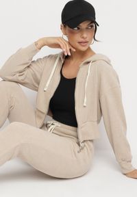 Born2be - Ciemnobeżowy Komplet Dresowy z Bawełną Bluza z Kapturem i Spodnie z Gumką w Talii Neseria. Kolor: beżowy. Materiał: dresówka, bawełna #3