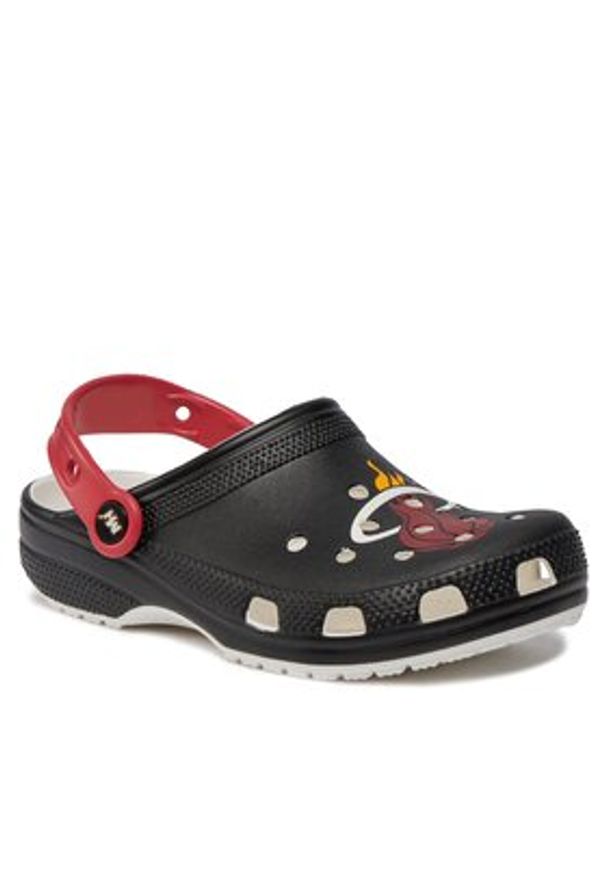 Crocs Klapki Crocs Classic Nba Miami Heats Clog 208861 Czarny. Kolor: czarny