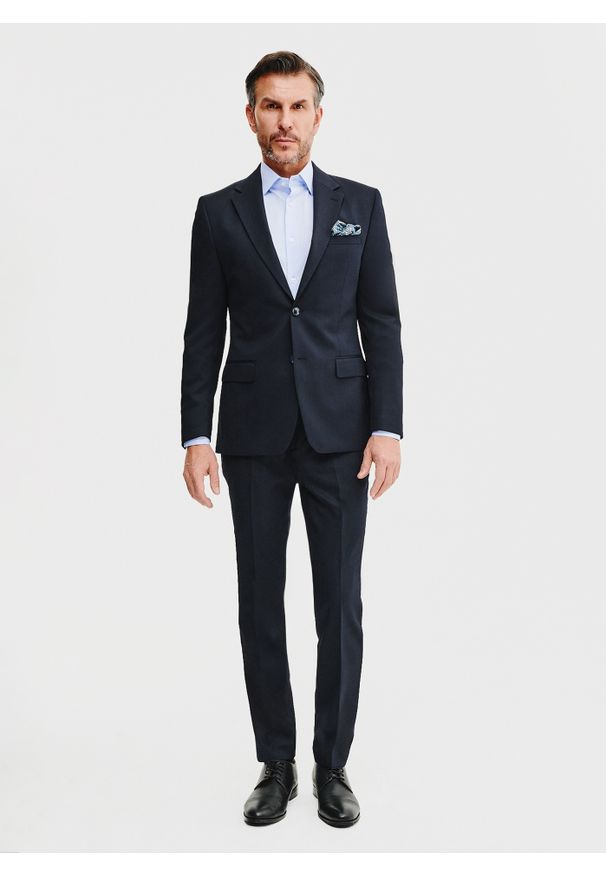 Pako Lorente - PAKO LORENTE – Marynarka garniturowa w kolorze granatowym. Okazja: na spotkanie biznesowe. Kolor: niebieski. Materiał: poliester, wełna. Wzór: gładki. Styl: biznesowy