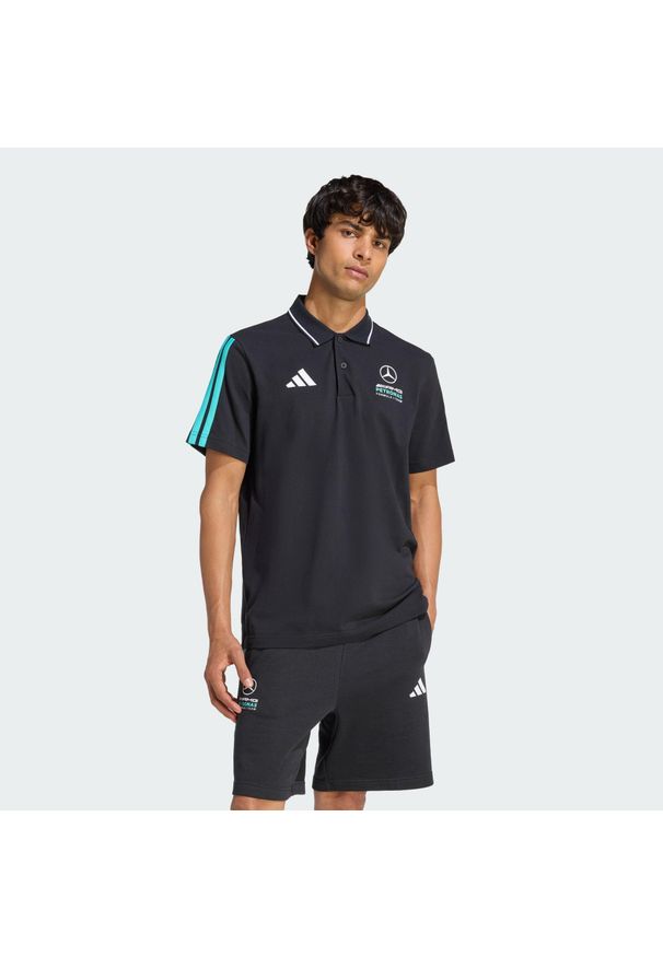 Adidas - Koszulka polo MERCEDES-AMG PETRONAS FORMULA 1 TEAM DNA. Typ kołnierza: polo. Kolor: niebieski, wielokolorowy, czarny. Styl: klasyczny
