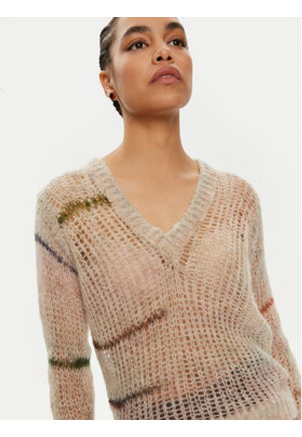 Patrizia Pepe Sweter 8K0228 K178-YA23 Beżowy Regular Fit. Kolor: beżowy. Materiał: wełna