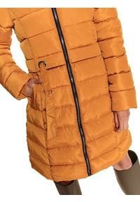 TOP SECRET - Pikowana kurtka z futerkiem przy kapturze. Kolor: żółty. Materiał: futro #7