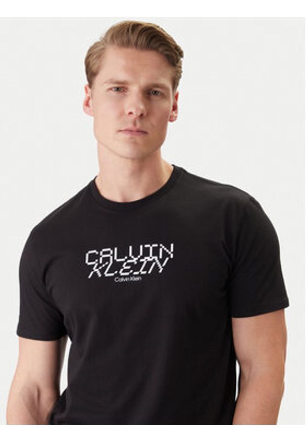 Calvin Klein Jeans T-Shirt LV14RE818G Czarny Classic Fit. Kolor: czarny. Materiał: bawełna