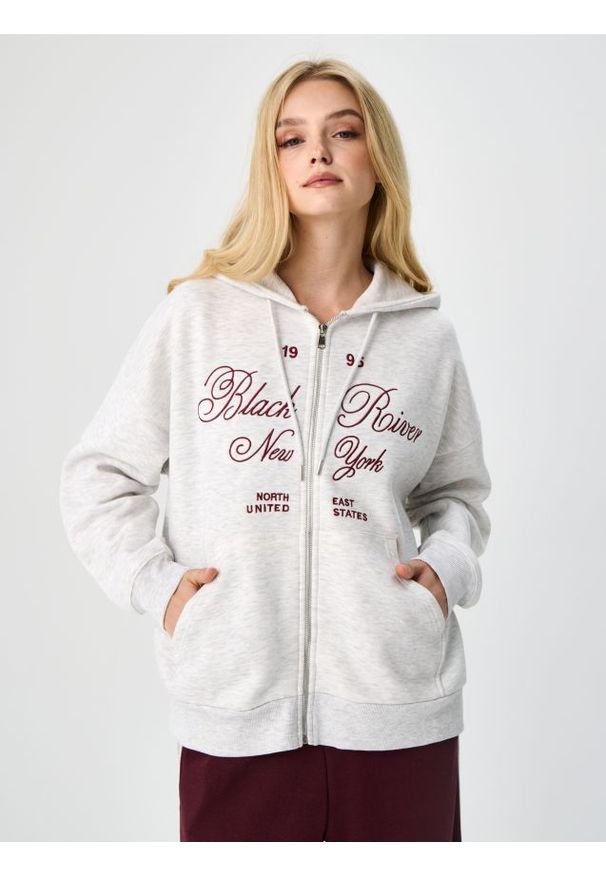 Sinsay - Bluza z napisem - Inny. Wzór: napisy