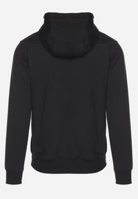 Born2be - Czarna Bluza z Bawełną Kapturem i Sznurkami Asallin. Okazja: na co dzień. Typ kołnierza: kaptur. Kolor: czarny. Materiał: bawełna. Styl: casual, klasyczny #4