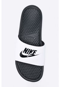Nike Sportswear - Klapki Benassi Just Do It. Kolor: biały. Materiał: syntetyk, materiał. Wzór: gładki. Obcas: na obcasie. Wysokość obcasa: średni #3