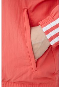 adidas Originals bluza Adicolor damska kolor różowy gładka. Okazja: na co dzień. Kolor: różowy. Materiał: materiał. Wzór: gładki. Styl: casual