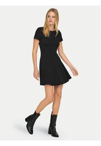 only - ONLY Sukienka codzienna Kenya 15370506 Czarny Regular Fit. Okazja: na co dzień. Kolor: czarny. Materiał: wiskoza. Typ sukienki: proste. Styl: casual #5
