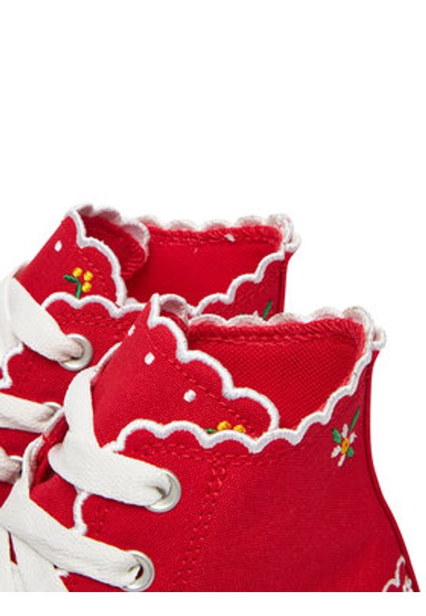 Converse Trampki Chuck Taylor All Star Embroidered Flowers A13518C Czerwony. Kolor: czerwony. Materiał: materiał