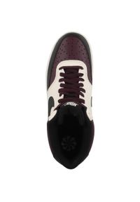 Buty do chodzenia męskie Nike Court Vision Mid Next Nature. Wysokość cholewki: za kostkę. Zapięcie: rzepy. Kolor: biały. Materiał: materiał, syntetyk, tkanina. Szerokość cholewki: normalna. Model: Nike Court. Sport: turystyka piesza