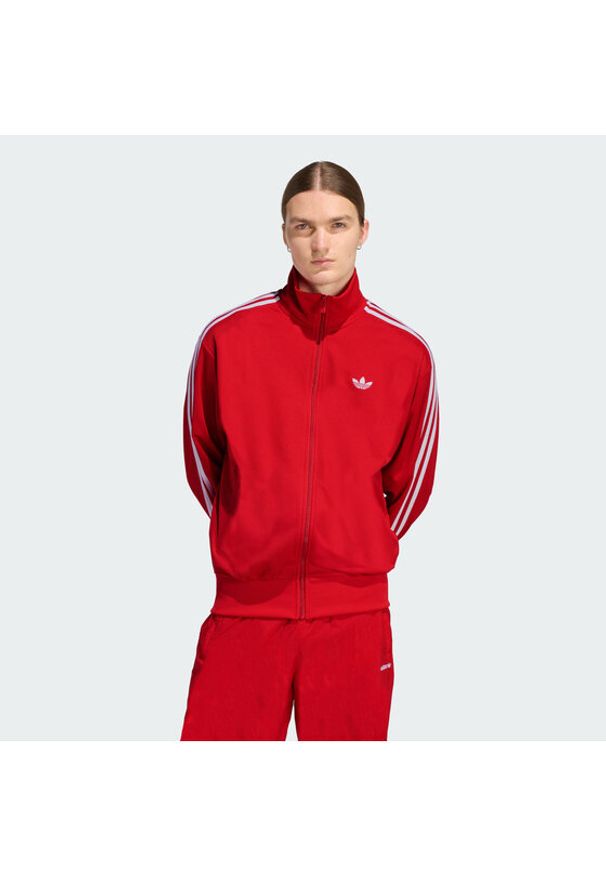 Adidas - adidas Bluza adicolor Firebird KE0788 Czerwony Loose Fit. Kolor: czerwony. Materiał: syntetyk