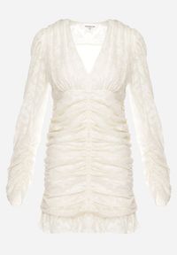 Born2be - Beżowa Sukienka Mini z Tkaniny Plumeti z Marszczeniem Werenia. Okazja: na co dzień. Typ kołnierza: dekolt w kształcie V. Kolor: beżowy. Materiał: tkanina. Styl: casual, elegancki, klasyczny. Długość: mini #2