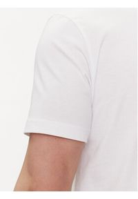 Calvin Klein T-Shirt Framed Flower Graphic K10K112492 Biały Regular Fit. Kolor: biały. Materiał: bawełna