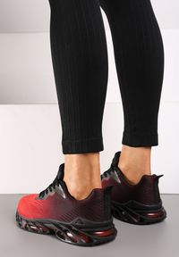 Born2be - Czarne Sznurowane Buty Sportowe Sneakersy na Grubej Tłoczonej Podeszwie z Perforacją Karolae. Zapięcie: sznurówki. Kolor: czarny. Materiał: jeans #4